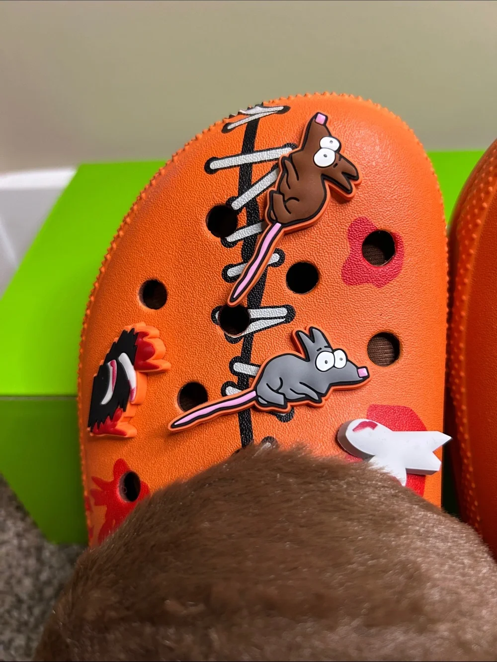 CROCS new tags